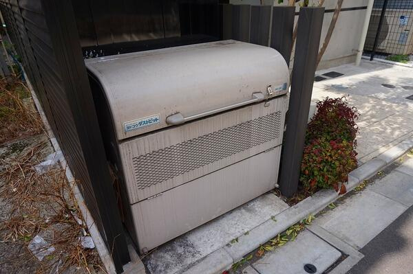 「防音マンション」ラシクラス南大塚のその他共用部分|★敷地内ゴミ置き場★