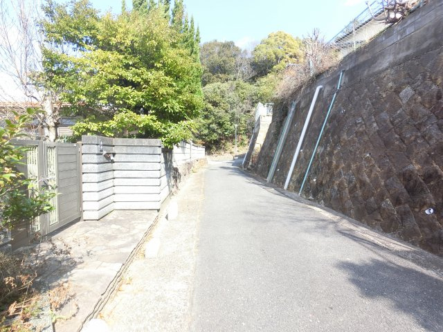 【前面道路含む現地写真】 | 姫路市御立東2丁目／売土地