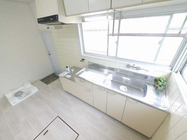 須磨区妙法寺口ノ川22-24戸建のキッチン
