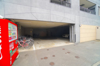 【駐車場】 | 駐車スペースもあります