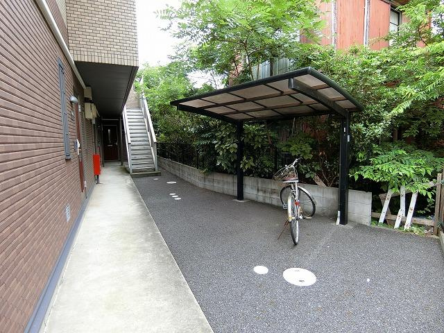 マルミヤハイツのエントランス