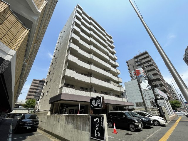 シティマンション平尾の外観|築３８年【平尾駅】徒歩５分
【平尾小学校】【平尾中学校】