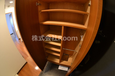 【玄関】 | ラナップスクエア大阪城西 | きれいな玄関です