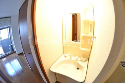 【洗面所】 | ラナップスクエア大阪城西 | 広い洗面スペース