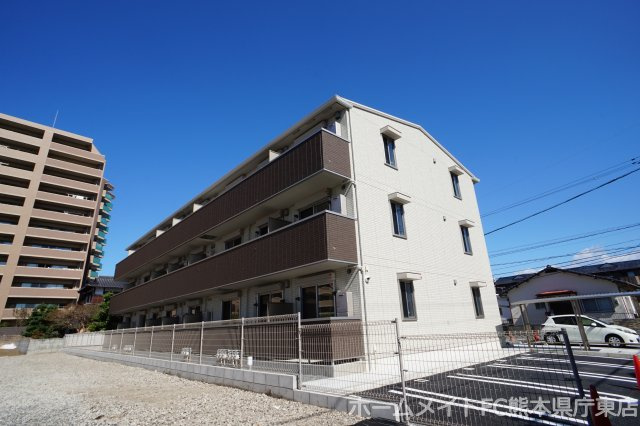 熊本市東区長嶺南４丁目のアパート