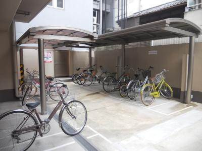 ヴァンボヌールの駐車場|駐輪場