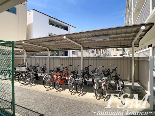 コスモスハイツのその他共用部分|敷地内駐輪場