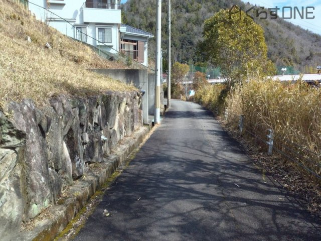 【前面道路含む現地写真】 | 姫路市白鳥台1丁目／売土地