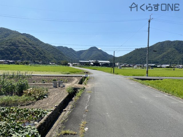 【前面道路含む現地写真】 | たつの市新宮町上笹／売土地