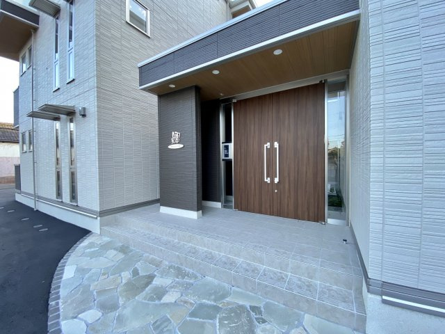D-room宇須　輝のエントランス