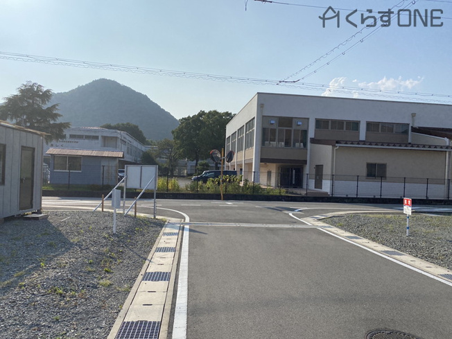 【前面道路含む現地写真】 | たつの市新宮町新宮／13区画