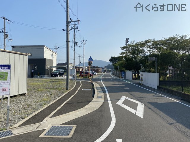 【前面道路含む現地写真】 | たつの市新宮町新宮／13区画