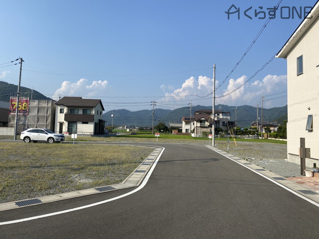 【前面道路含む現地写真】 | たつの市新宮町新宮／13区画