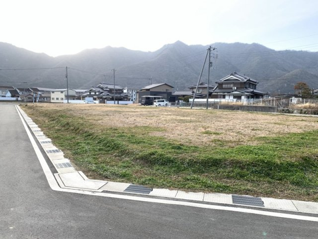 【前面道路含む現地写真】 | たつの市新宮町中野庄／21区画