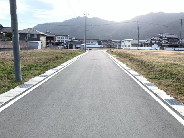 【前面道路含む現地写真】 | たつの市新宮町中野庄／21区画