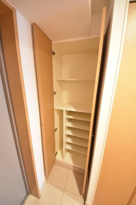 【収納】 | ロイヤルヒル神戸三ノ宮Ⅱ