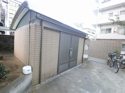 【その他共用部分】 | 常緑ハイツ | ゴミ置場です。