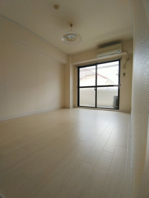 【居間・リビング】 | リトルブラウン | ゆったり過ごせるリビングです