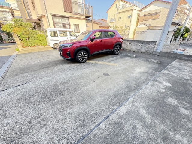 シェル・シャンテの駐車場