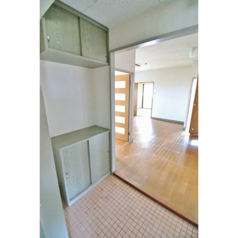 吉田グリーンハイツⅡの玄関|シューズボックスあり