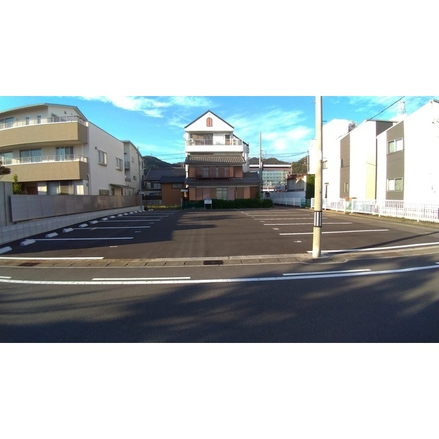 岐阜市月丘町２丁目の駐車場の駐車場