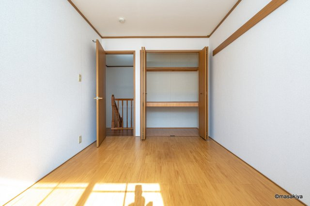 ソレアードＴの居間・リビング