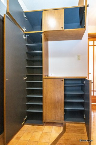 ツイン・コート　Ｂの玄関|下駄箱