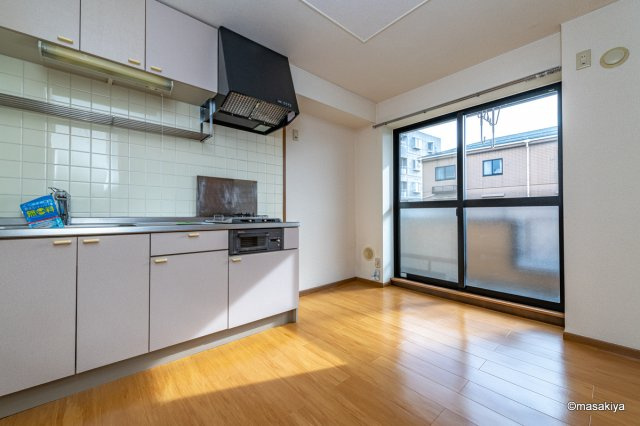 ツイン・コート　Ｂのキッチン|キッチン　ビルトインコンロ付