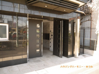 【エントランス】