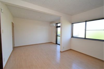 【居間・リビング】 | メゾンアイリス