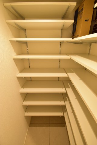 イニシアブランなんばの収納