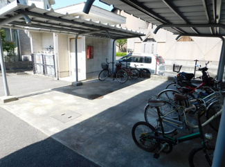 【駐輪場】 | 愛媛県四国中央市川之江町一棟マンション