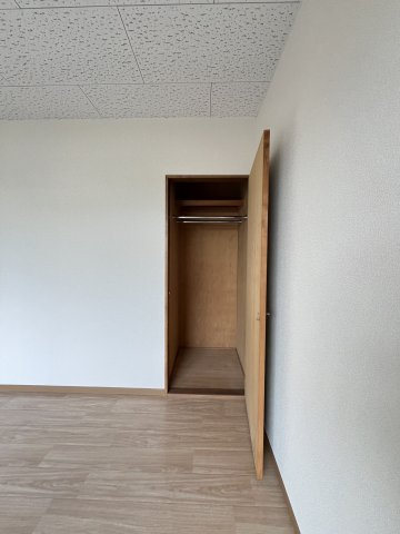 メゾンアイリスの和室