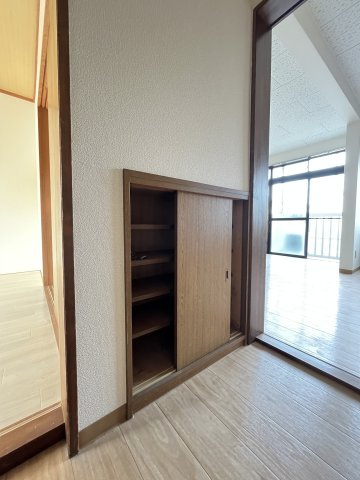 メゾンアイリスの独立洗面台