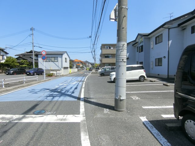 メゾンアイリスの周辺