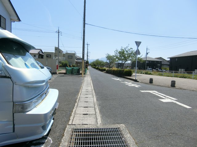 メゾンアイリスの周辺