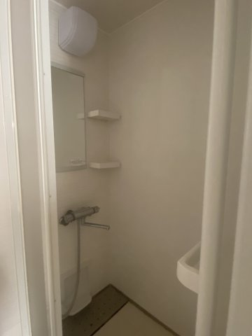粕谷ハイツのシャワールーム