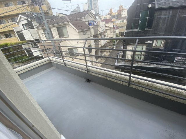 粕谷ハイツのバルコニー