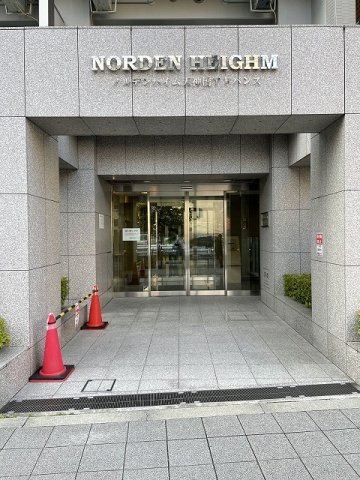 ノルデンハイム天神橋アドバンスのエントランス