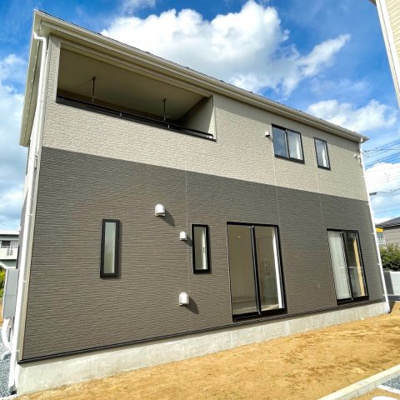 【外観】 | 潮来市大塚野第2-2号棟 | 【祝完成：現地写真】ご見学は即日も可能です。