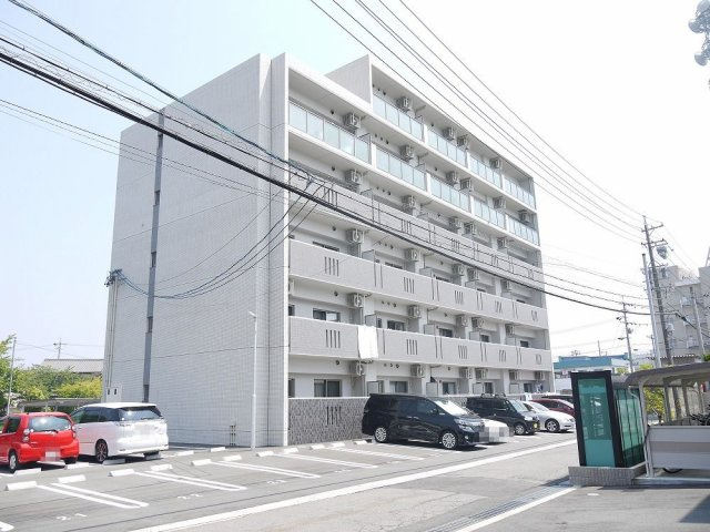 アーバンステージUの外観