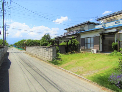 【前面道路含む現地写真】 | 中古戸建　笛吹市石和町河内 | 前面道路含む現地写真です