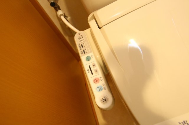 ＣＨＡＲＩＴＥ　ＨＩＹＯＳＨＩのトイレ|別部屋の参考写真です。