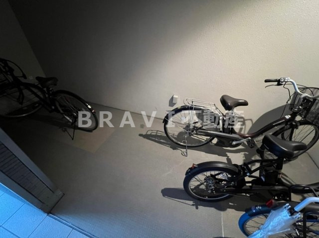 カーサラピス　BRAVI不動産のその他共用部分|【カーサラピス】駐輪場