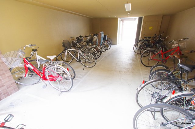 FORTUNA北梅田　仲介手数料無料の駐車場