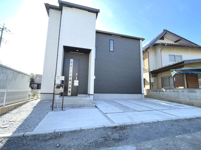 藤岡市立石新田（全1棟）1号棟の外観|建物外観を気になさる方へ、見た目の良い物件です