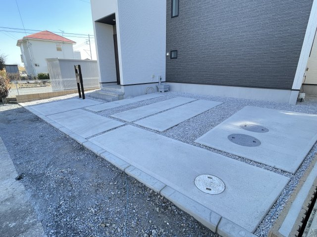 藤岡市立石新田（全1棟）1号棟の駐車場