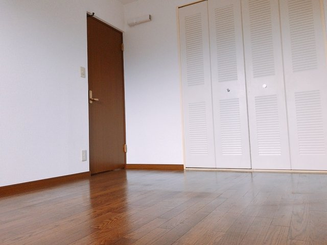 パレットモア公津の杜Bの洋室