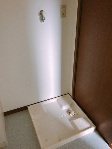 パレットモア公津の杜Bの設備|室内洗濯機置場