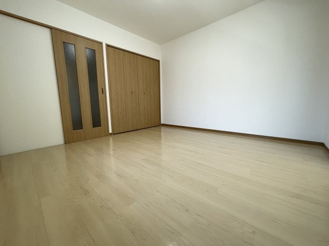 ユーミーライフの洋室